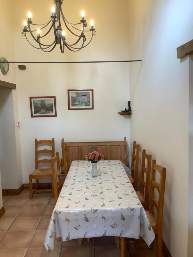 Hollyhock Cottage, Clematis Cottages, Stamford Ngoại thất bức ảnh